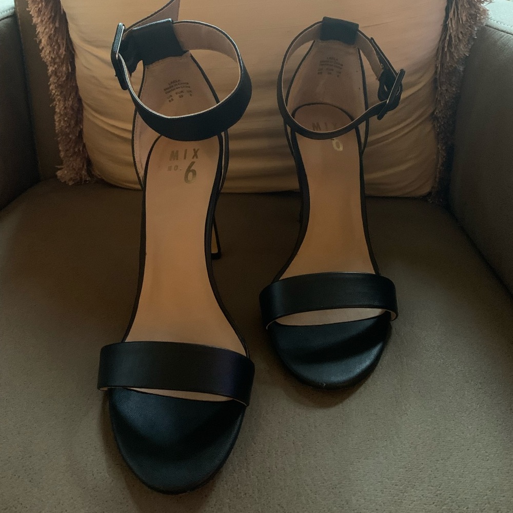 Mix No.6 black strap heels